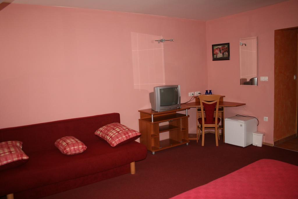 Guest House Klub Kovac Naklo ห้อง รูปภาพ