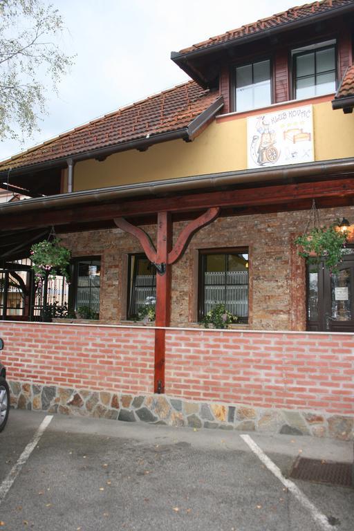 Guest House Klub Kovac Naklo ภายนอก รูปภาพ